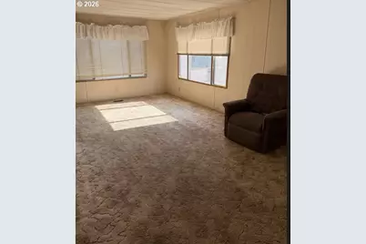 15411 SE Mill Plain Blvd #C8, Vancouver, WA 98684 - Photo 4