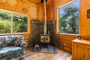 1470 E Willis Creek Rd, Winston, OR 97496 - Photo 16