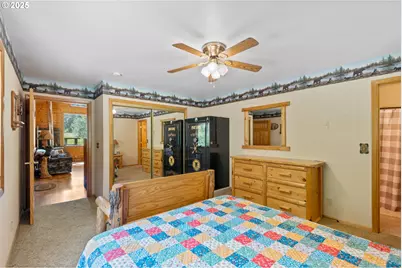 1470 E Willis Creek Rd, Winston, OR 97496 - Photo 28
