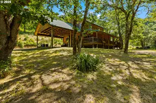 1470 E Willis Creek Rd, Winston, OR 97496 - Photo 48