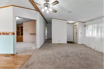 800 Mathias Ct, Molalla, OR 97038 - Photo 6