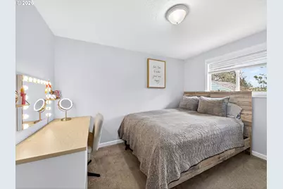 7812 SE Crystal Springs Blvd, Portland, OR 97206 - Photo 16