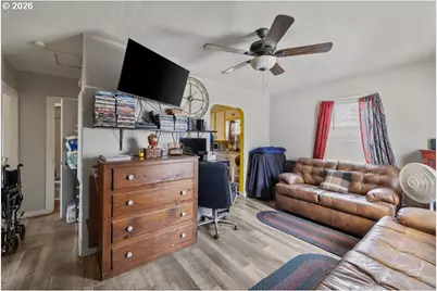 1311 W Mead Ave, Yakima, WA 98902 - Photo 4