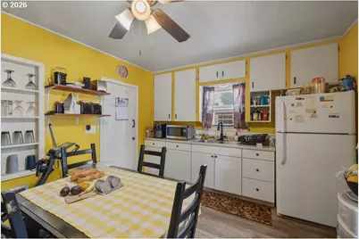 1311 W Mead Ave, Yakima, WA 98902 - Photo 6