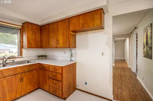 1270 Calvin St, Eugene, OR 97401 - Photo 22