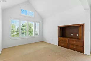 114 S Abernethy St, Portland, OR 97239 - Photo 22