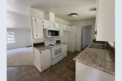 13401 NE 28th St, Vancouver, WA 98682 - Photo 8