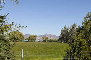 2721 NE 6th Dr, Redmond, OR 97756 - Photo 28