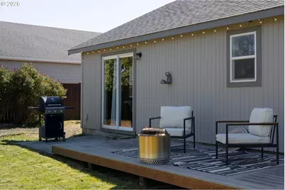 2721 NE 6th Dr, Redmond, OR 97756 - Photo 28