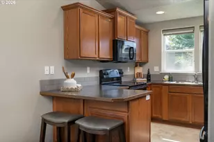 2721 NE 6th Dr, Redmond, OR 97756 - Photo 12