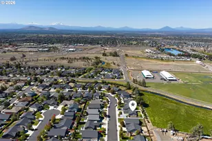 2721 NE 6th Dr, Redmond, OR 97756 - Photo 30