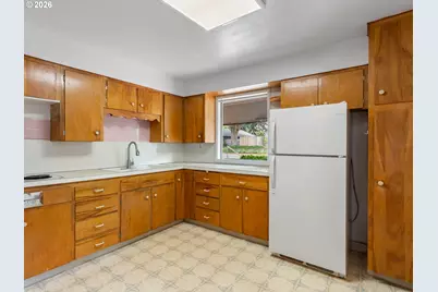 2915 E McLoughlin Blvd, Vancouver, WA 98661 - Photo 12