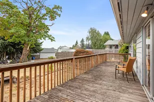 2915 E McLoughlin Blvd, Vancouver, WA 98661 - Photo 32