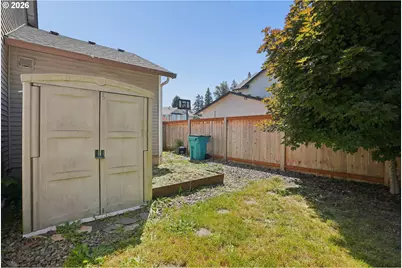 228 E 17th Pl, La Center, WA 98629 - Photo 32