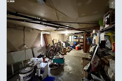 506 E 4th St, The Dalles, OR 97058 - Photo 22