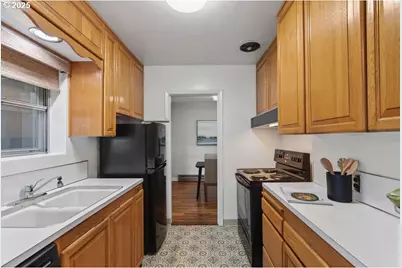 8618 St Helens Ave, Vancouver, WA 98664 - Photo 12