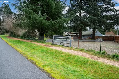 21480 S Clearview Ct, Oregon City, OR 97045 - Photo 40