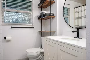 21480 S Clearview Ct, Oregon City, OR 97045 - Photo 24