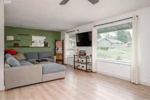 21480 S Clearview Ct, Oregon City, OR 97045 - Photo 8