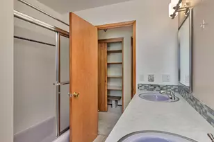 8835 SW Oak Ln, Portland, OR 97223 - Photo 22
