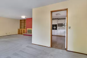 8835 SW Oak Ln, Portland, OR 97223 - Photo 16