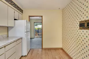 8835 SW Oak Ln, Portland, OR 97223 - Photo 20