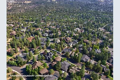 3162 NW Craftsman Dr, Bend, OR 97703 - Photo 4