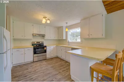 25955 David Ave, Rockaway Beach, OR 97136 - Photo 10