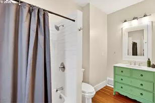 308 W 35th St, Vancouver, WA 98660 - Photo 16