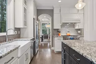 8514 SW 46th Ave, Portland, OR 97219 - Photo 8