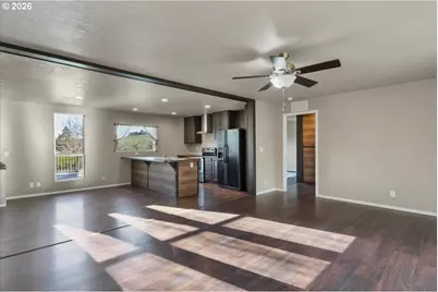 1033 Camelot Dr, Salem, OR 97306 - Photo 26