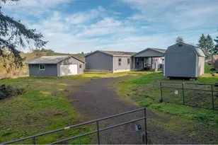 1033 Camelot Dr, Salem, OR 97306 - Photo 6