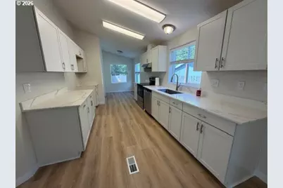 25368 E Cedar Glen Loop, Welches, OR 97067 - Photo 6