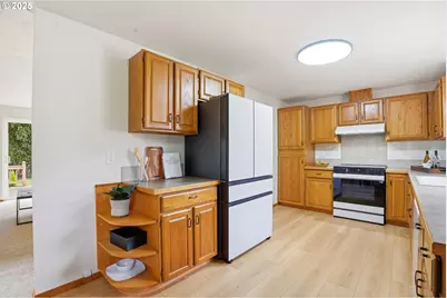 5655 Palisades Dr, Lincoln City, OR 97367 - Photo 4