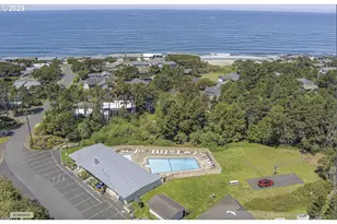 5655 Palisades Dr, Lincoln City, OR 97367 - Photo 32