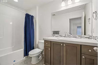 1121 N Auburn Pl, Ridgefield, WA 98642 - Photo 18