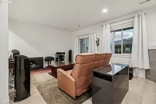 1121 N Auburn Pl, Ridgefield, WA 98642 - Photo 6