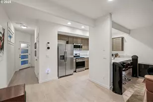 1121 N Auburn Pl, Ridgefield, WA 98642 - Photo 10