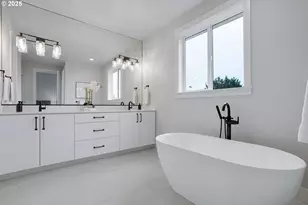 6012 SW 18th Ave, Portland, OR 97239 - Photo 32