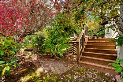 1244 Courtney Pl, Eugene, OR 97405 - Photo 42