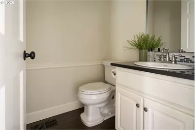 13276 Deerfield Ct, Lake Oswego, OR 97035 - Photo 16