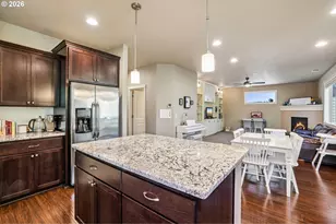 527 N Allen Creek Dr, Ridgefield, WA 98642 - Photo 10