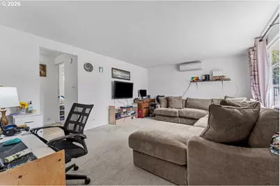 301 E 2nd St, Canby, OR 97013 - Photo 6