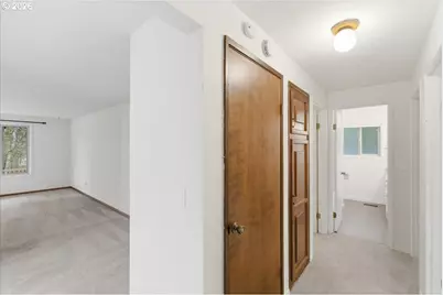 2225 NW Estaview Cir, Corvallis, OR 97330 - Photo 12