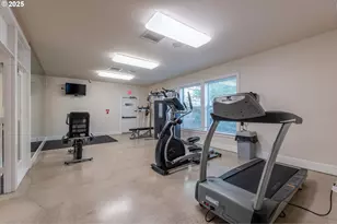 7165 SW Sagert St, Tualatin, OR 97062 - Photo 22