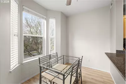 232 NE 76th Ave, Hillsboro, OR 97124 - Photo 14