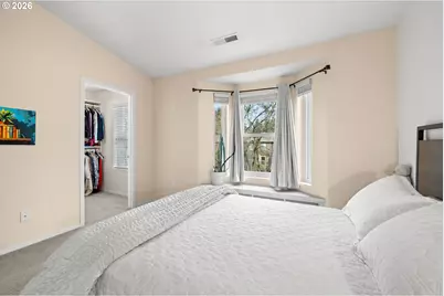 232 NE 76th Ave, Hillsboro, OR 97124 - Photo 20