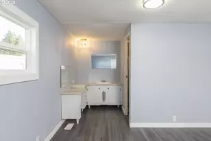 11624 SW Royal Villa Dr, Portland, OR 97224 - Photo 28