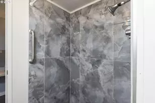 11624 SW Royal Villa Dr, Portland, OR 97224 - Photo 34