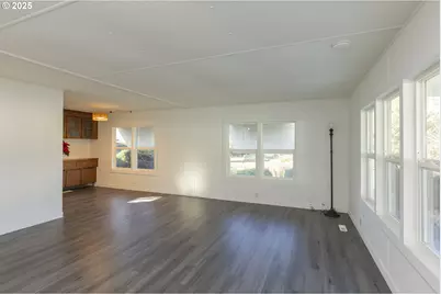 11624 SW Royal Villa Dr, Portland, OR 97224 - Photo 14